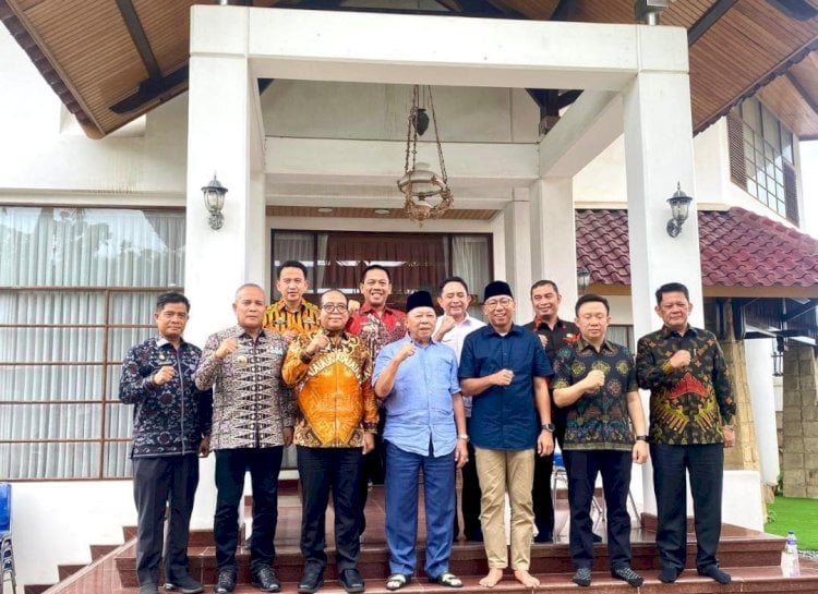 Pj. Gubernur Lampung Samsudin dan Pj. Bupati Sambangi Kediaman RMD