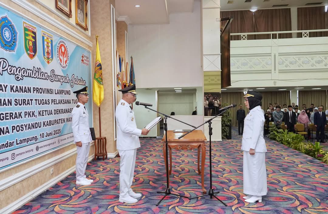 Pelantikan Bupati Way Kanan, Ayu Asalasiyah Diambil Sumpah oleh Gubernur Lampung